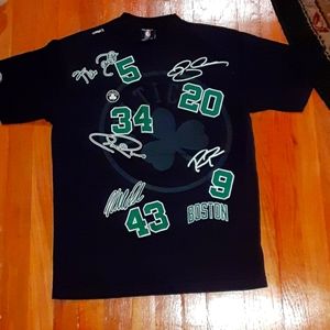 Vintage Boston Celtics Players Numbers and Screen Printed Signatures size small